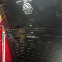 Matco 4s tool box and hutch