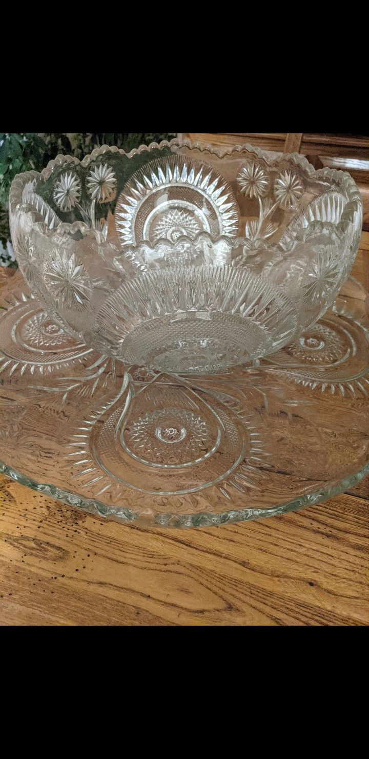 Punch Bowl Set (a Holiday Must Have)