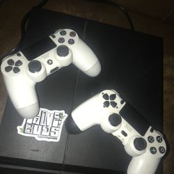 PS4
