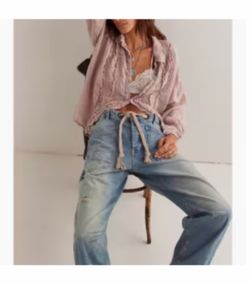 Women Barrel Jeans size L or 8/10