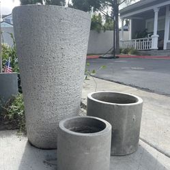 Flower pots