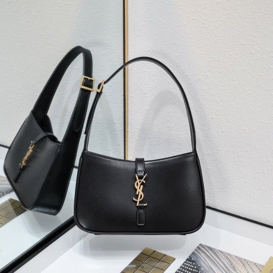 Women's black underarm bag