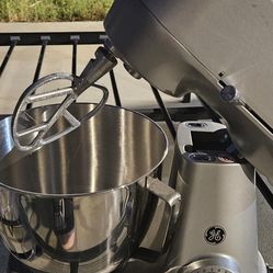 Moving must go.. GE mixer only used two times