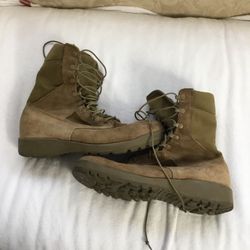 Marine Corps Belleville Coyote Brown Combat Boots Size 11.0 Regular Non-steel Toe