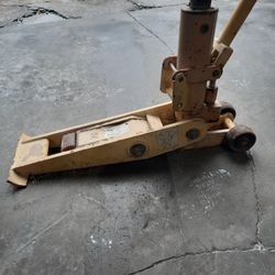 Forklift Jack 