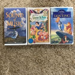 VHS Disney Lion king, Snow White, Sounds Of music 