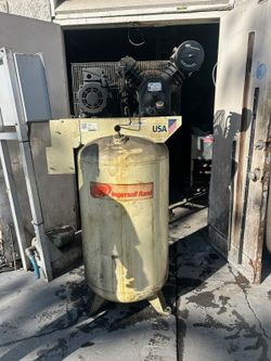 3ph Ingersoll Rand 5 HP 80 Gal. 2 Stage Reciprocating Air Compressor