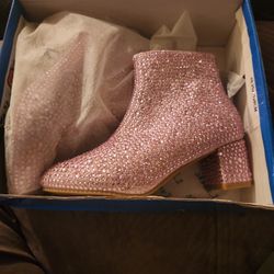 Size 1 LINK pink Rhinestone Boots