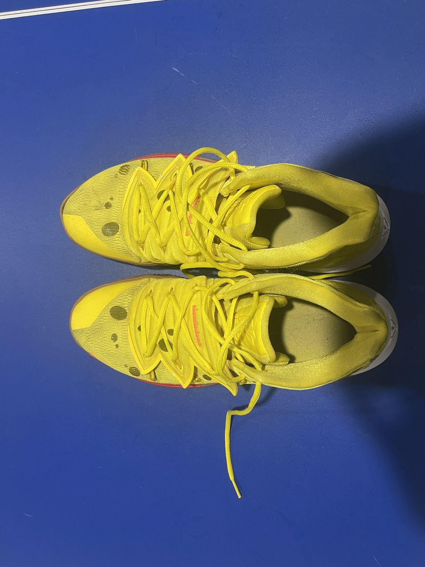 Kyrie Spongebob Size 14