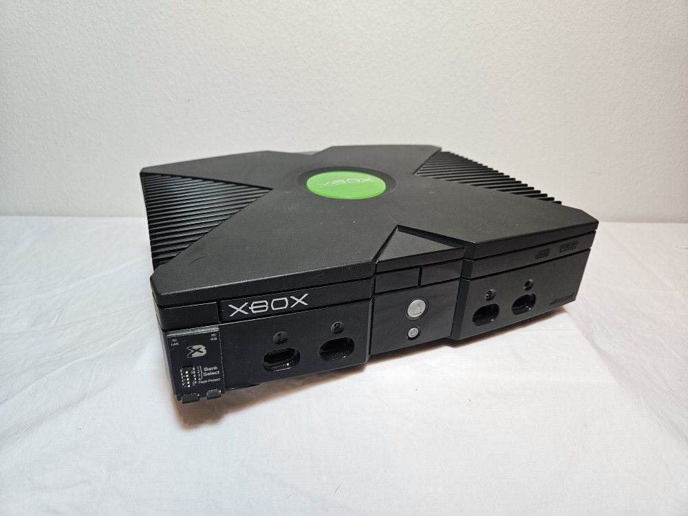 Custom Xecuter 3 Original Xbox With Loaded 2TB Hard Drive
