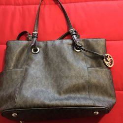 michael kors authentic 