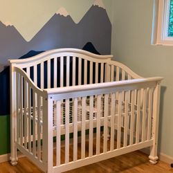 Baby Crib and Mattress - Height Adjustable