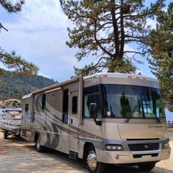 2006 Winnebago Adventurer 35ft Class A 