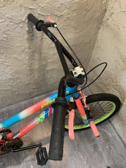 avigo rainbow bike