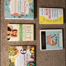 5 pcs.pregnancy book lot. MAMA NATURAL, EXPECTING BETTER, DRINKING FOR 2, and more!!
