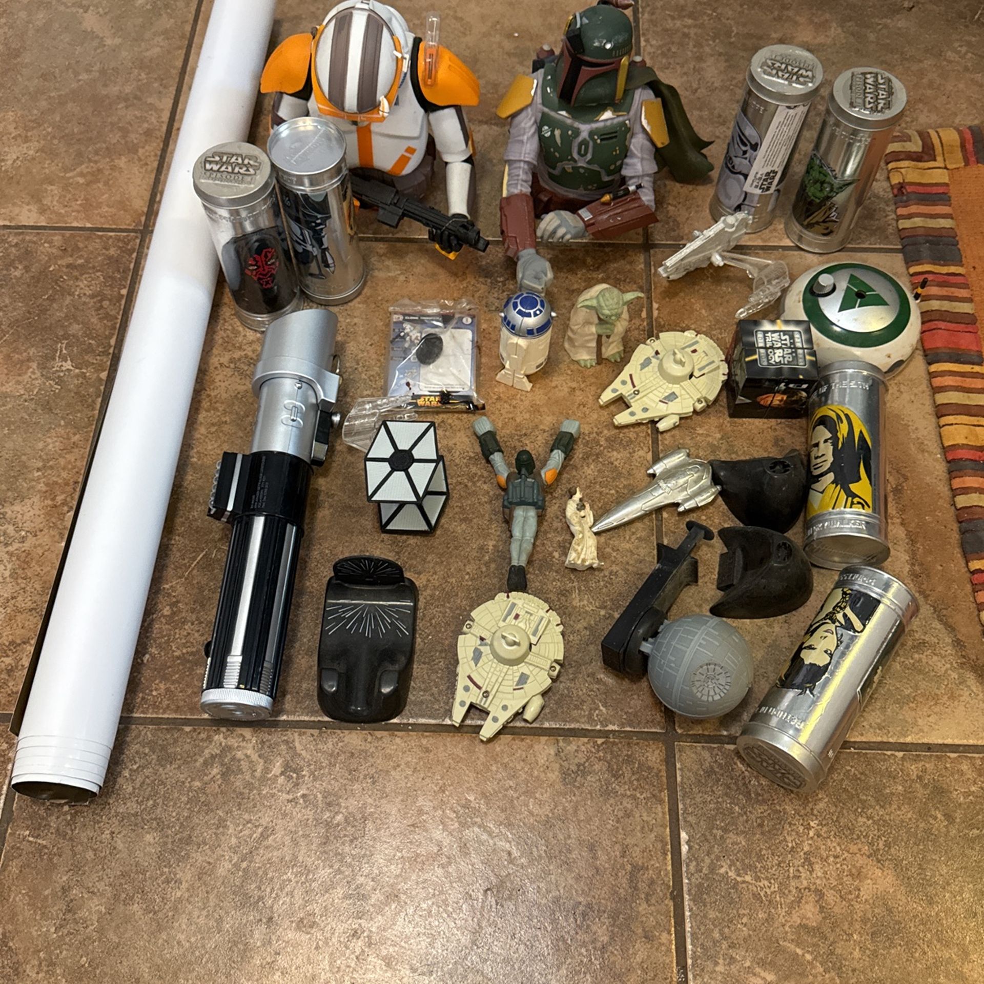 Star Wars Collectibles Bundle Everything Is Included For $20 Great For Resale