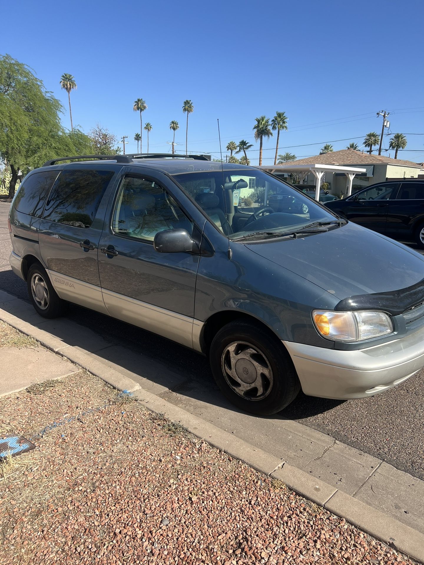 2000 Toyota Sienna