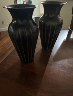Decorative vases