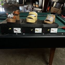 Send offers New Sandals  - Sizes 6, 8.5, 9 • FONTANA, CA