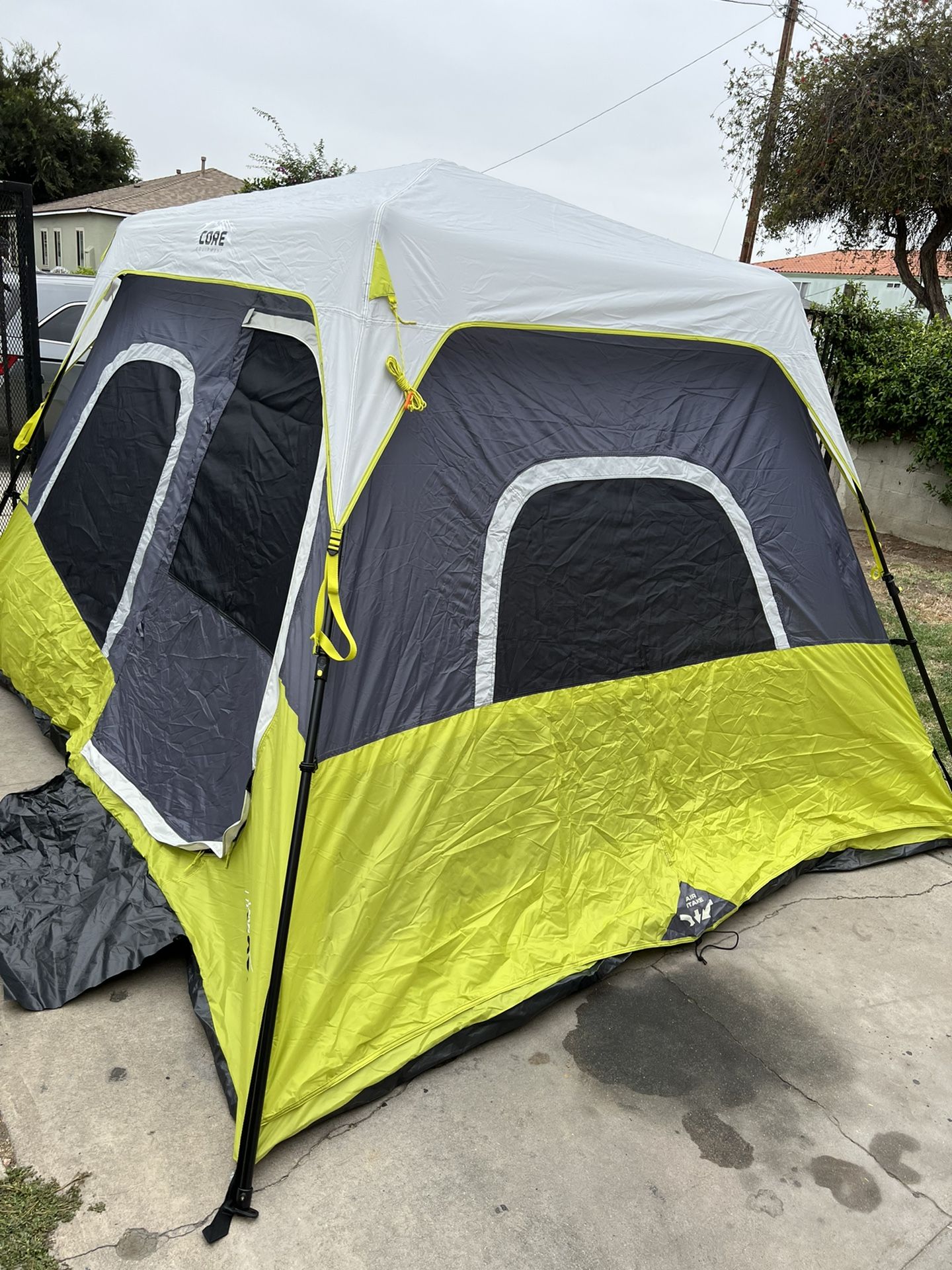 CORE INSTANT CABIN TENT 6 PERSONS Sports & Outdoors