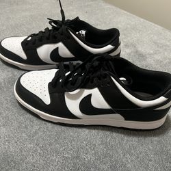 Nike Men’s Black and White Dunks
