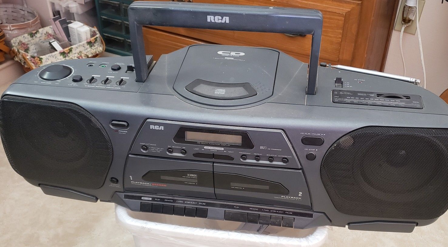 Vintage Boombox for Sale in Grand Terrace, CA OfferUp
