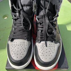 Jordan Retro 1 Shadow 2018 Sz 9.5 