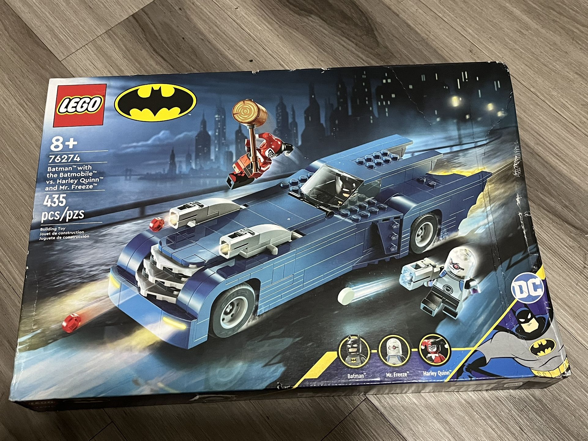 LEGO Batman with the Batmobile vs. Harley Quinn & Mr. Freeze (76274)