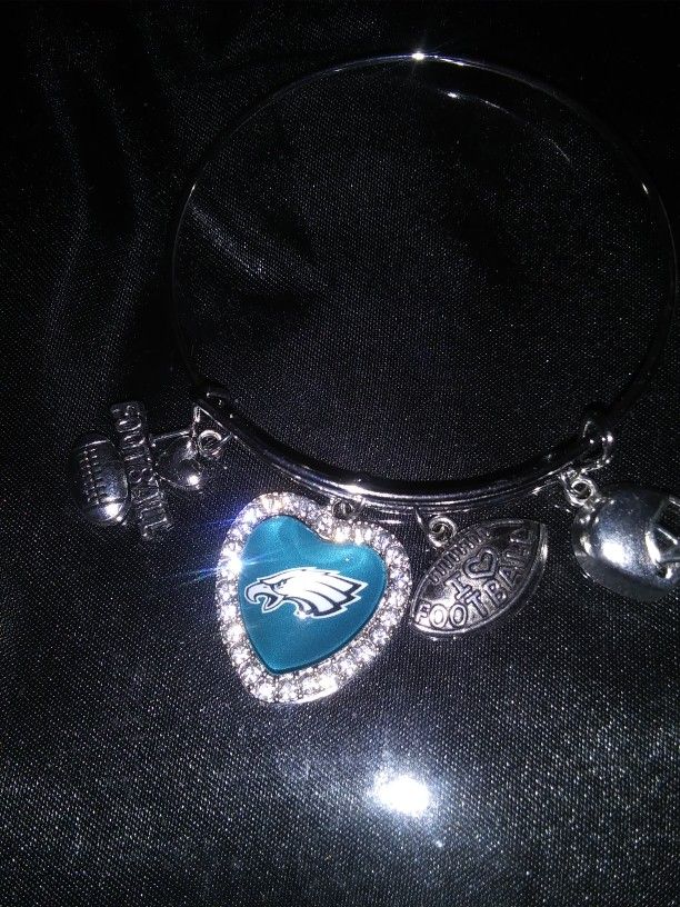Philadelphia Eagles Bracelet - Heart Charm Bracelet