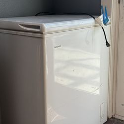 Hotpoint Chest Freezer