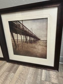 Pier scene set