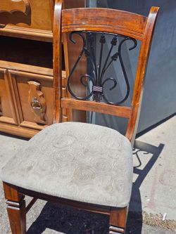 3 very nice chairs . heavy duty