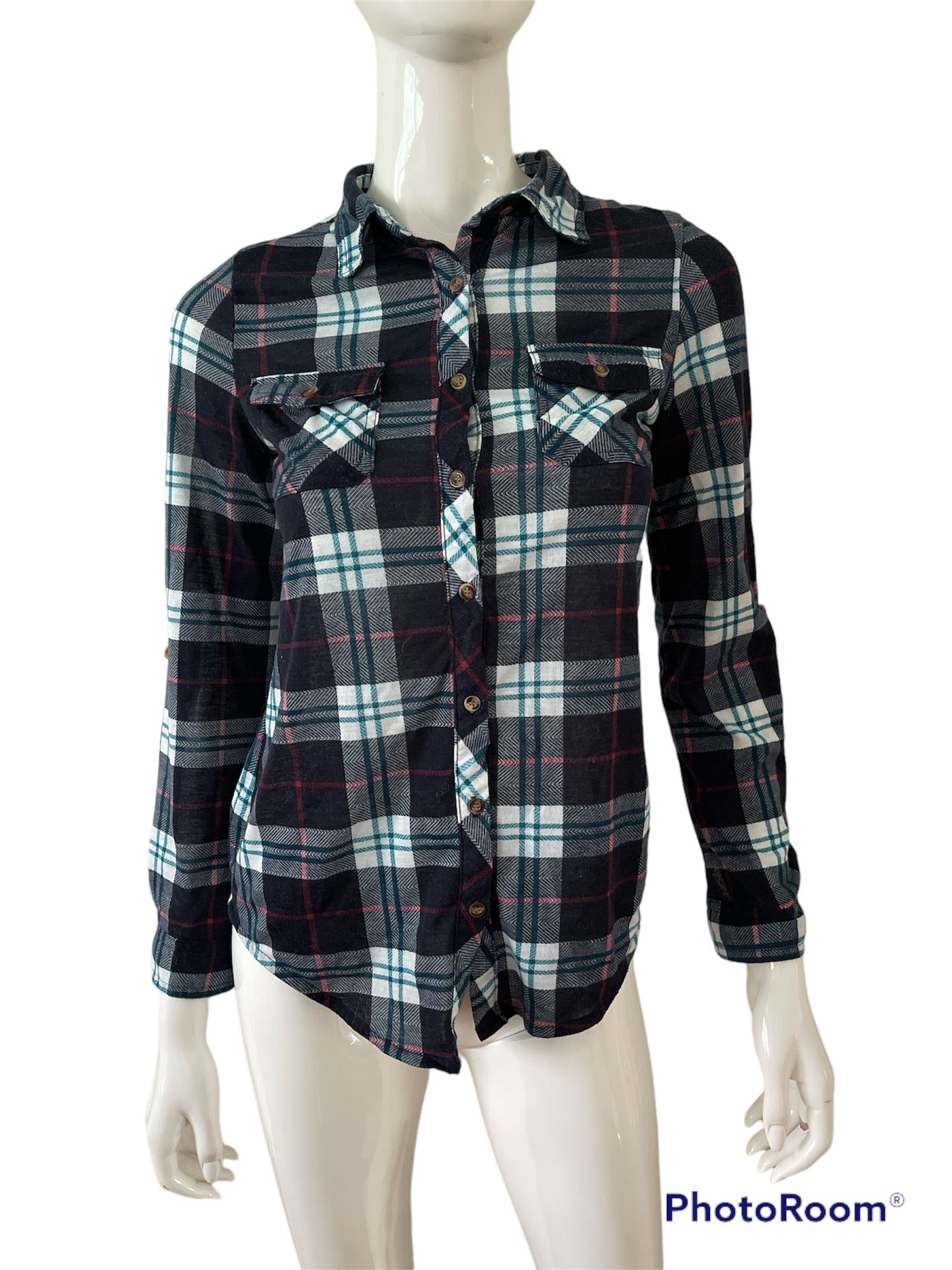 Passport Women’s Plaid Navy/Blue Button Down Shirt, Small