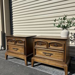 Mid Century Pair of Nightstands