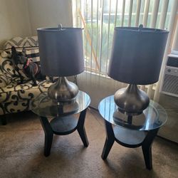 2 End Tables + 2 Lamps – Home Decor