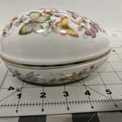 Egg Shaped Candy Bowl, Avon 1974, 22k Gold Trim