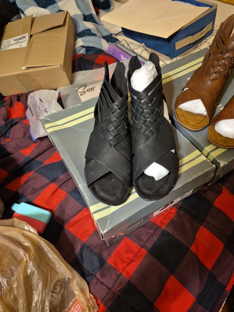 Natural Reflections Sierree Flat