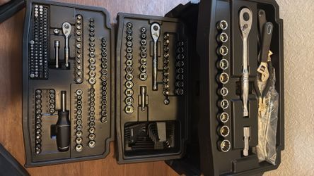 Husky tool box 280 piece