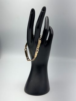 Gold bracelet