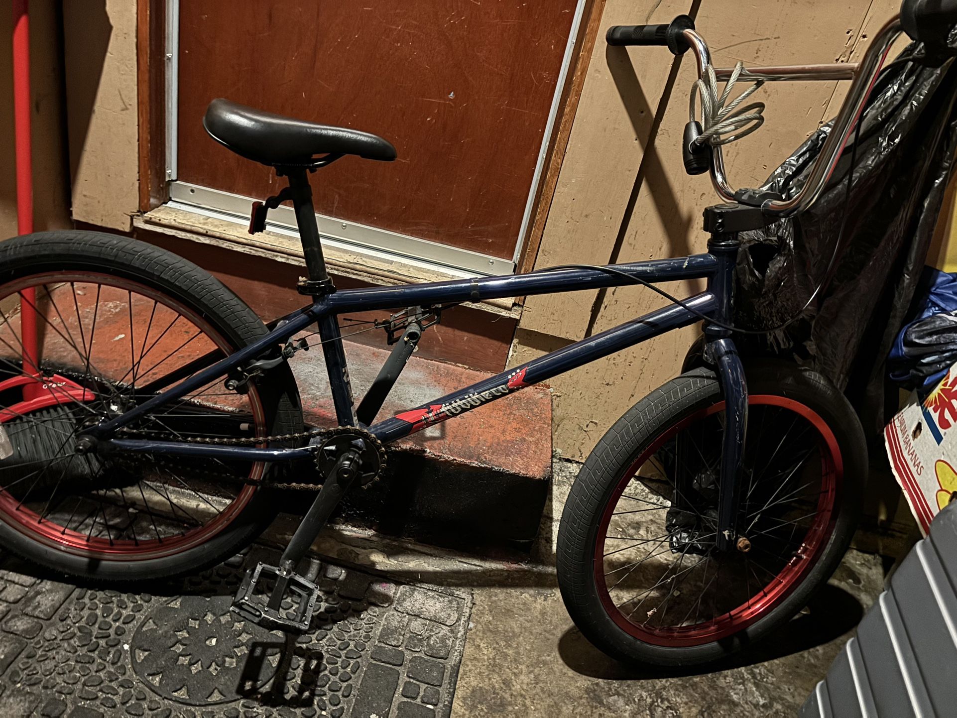 Fit Bike Co 22” bike