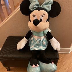 New Minnie Mouse Plush