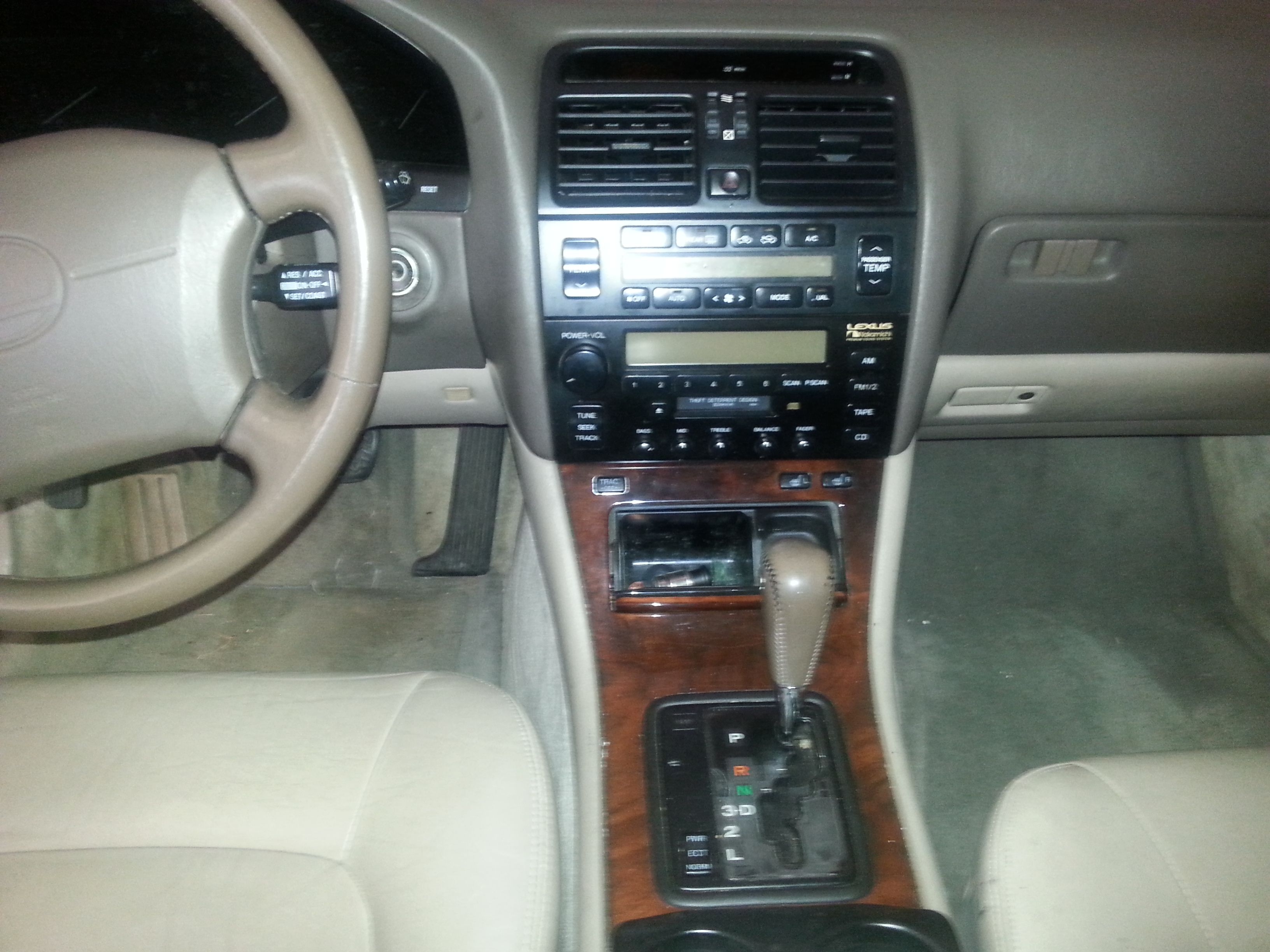 1995 Lexus LS 400