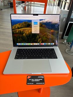 Apple 16” MacBook Pro M1 Pro Chip 32GB Ram 512SSD! 90 day warranty! Financing available!