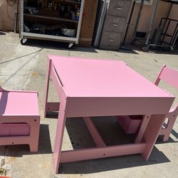 Kid Table/ Childs Desk