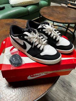 Jordan 1 low aj ko panda color way