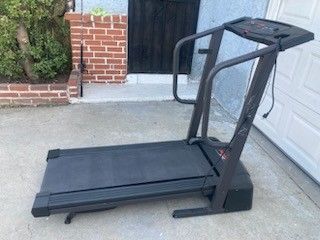 Profom Treadmill