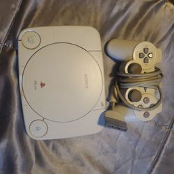 90 S  playstation in great condition