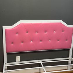Full size bed frame (PINK)