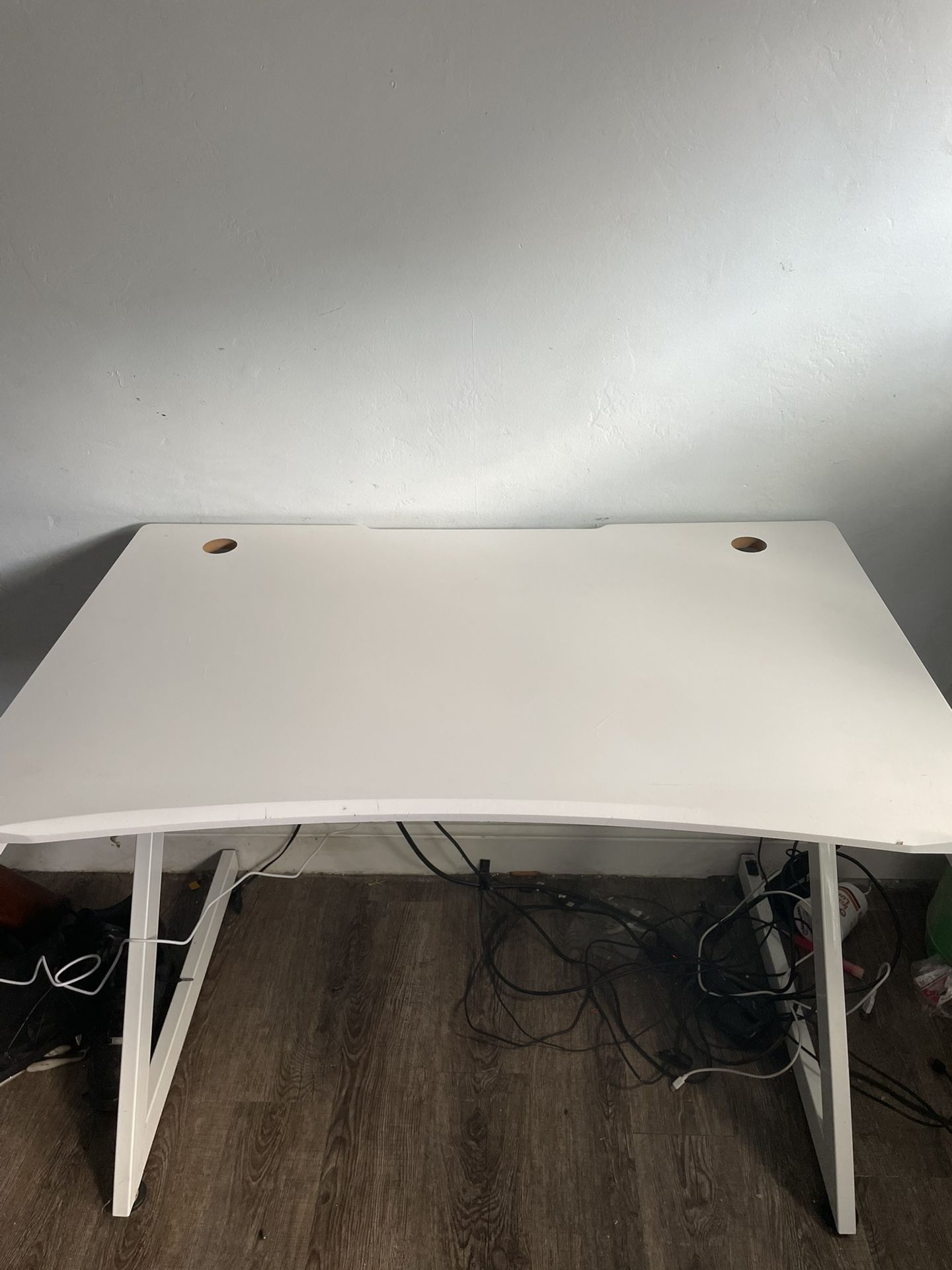 gaming desk
