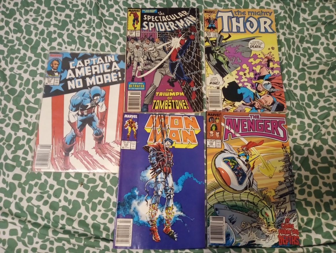 Lot Of 5 80s Comics Marvel
